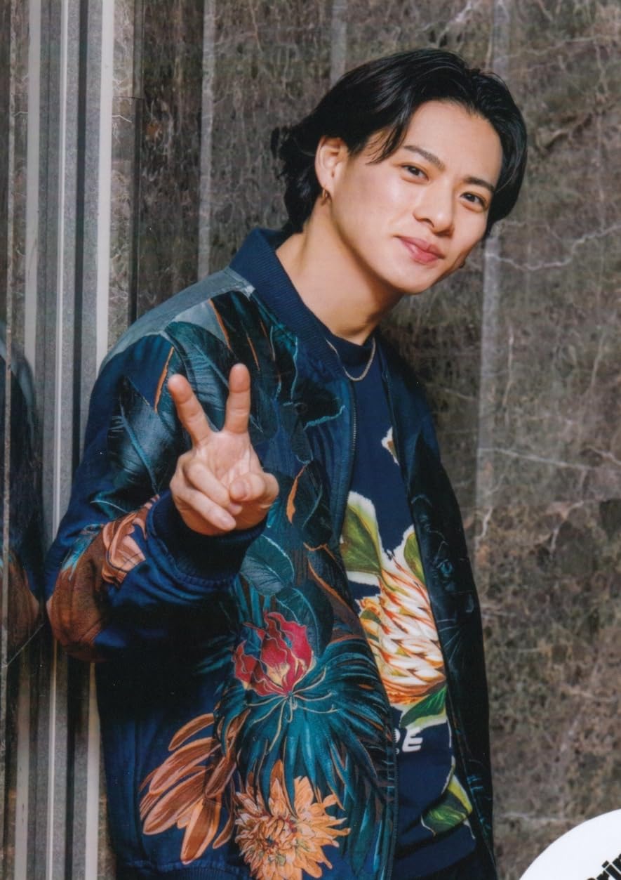 平野紫耀 公式写真 Amazon.co.jp: King & Prince 公式 生 写真 （平野紫耀）KP01977 : ホビー